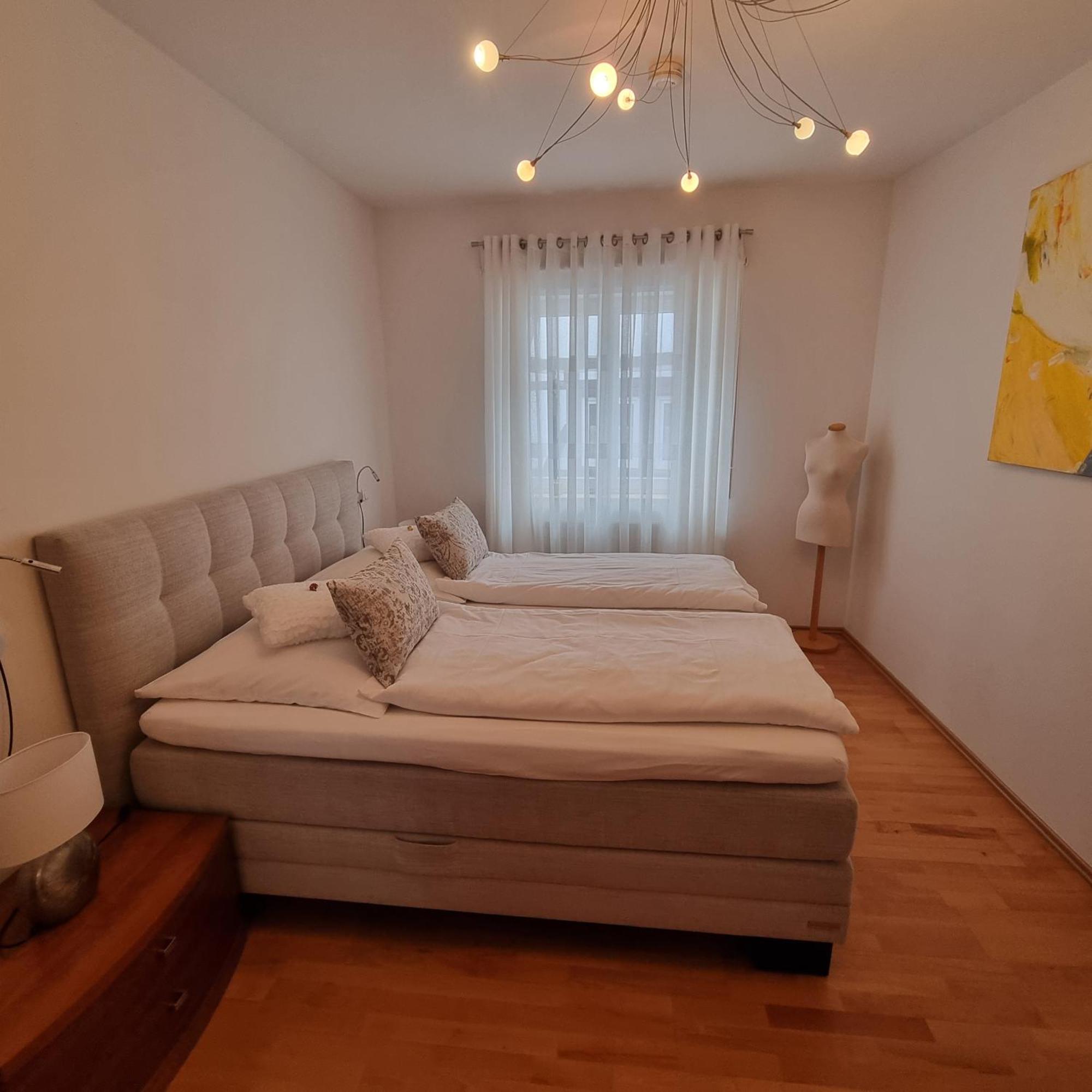Ferienwohnung Janus Altstadt-Hameln Haus 2 Inklusive Parkplatz - Mit Und Ohne Terrasse Oder Loggia Hamelin Ngoại thất bức ảnh