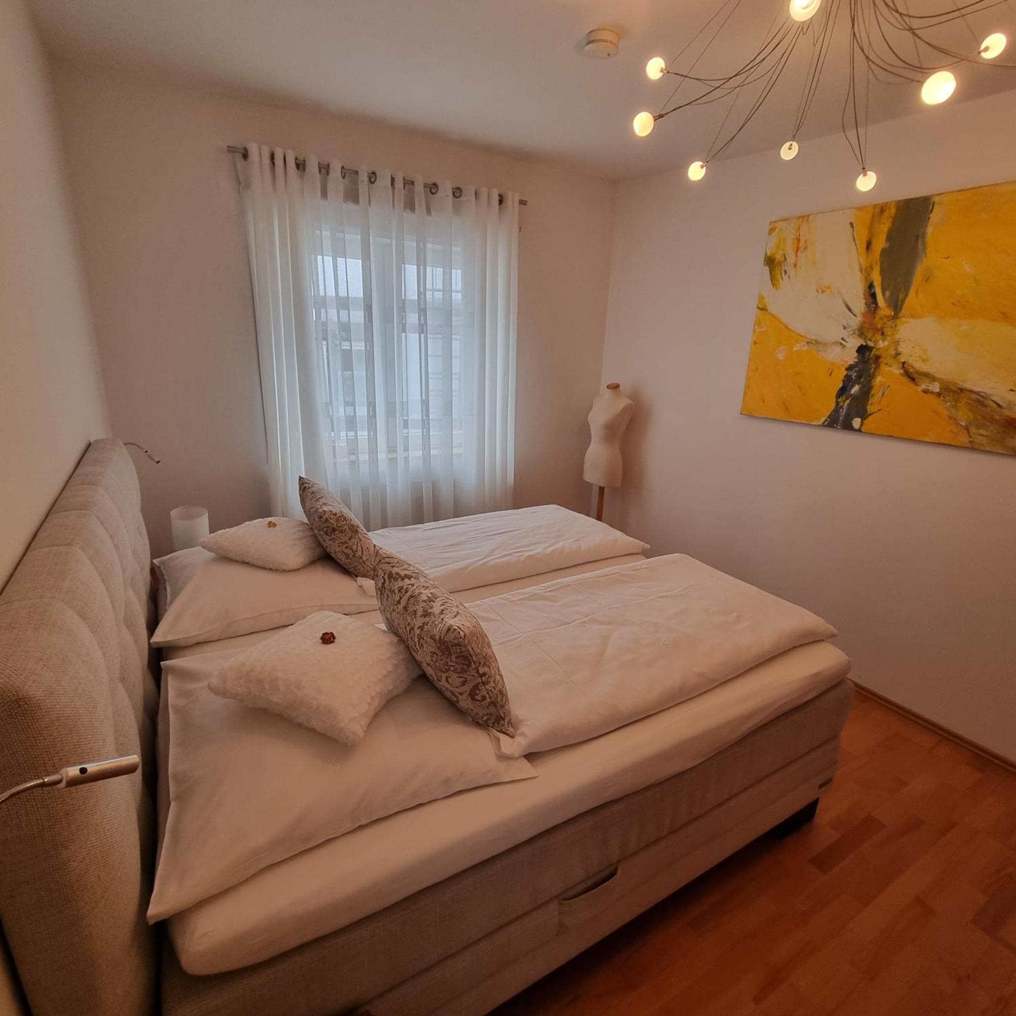 Ferienwohnung Janus Altstadt-Hameln Haus 2 Inklusive Parkplatz - Mit Und Ohne Terrasse Oder Loggia Hamelin Ngoại thất bức ảnh